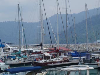 Hinewai safely in Tioman Marina